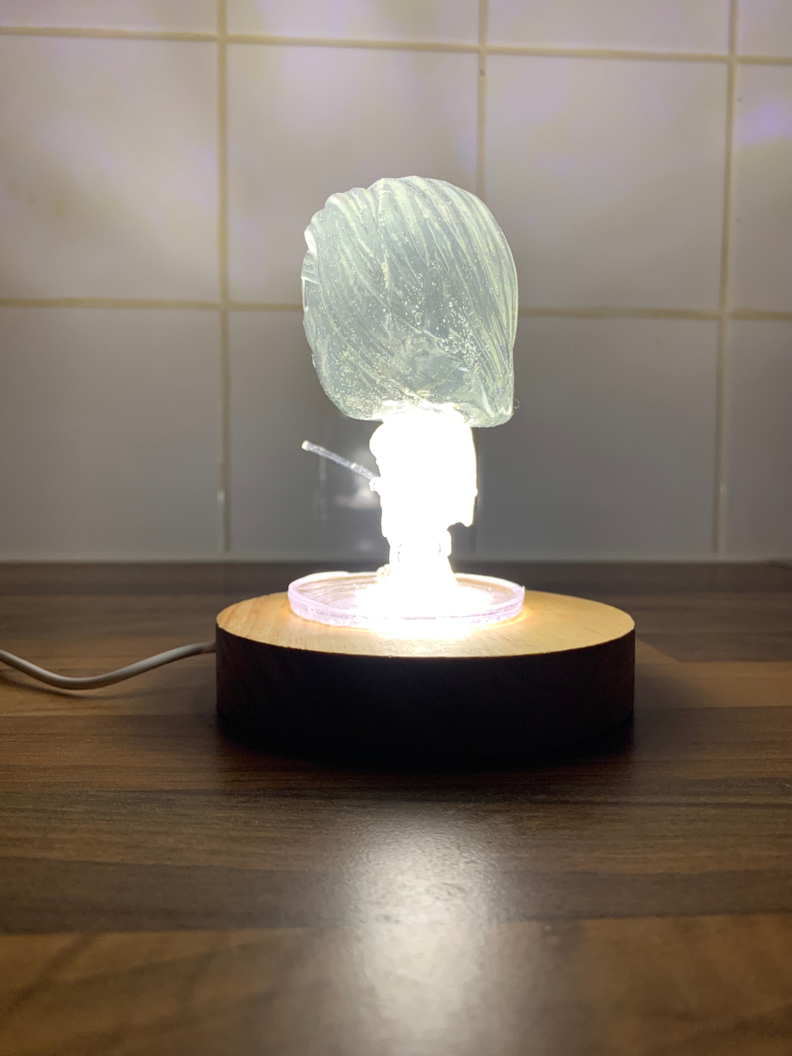 Wonder Woman Crystal Glow Lamp – Handmade Superhero Nightlight | Unique Gift for Fans