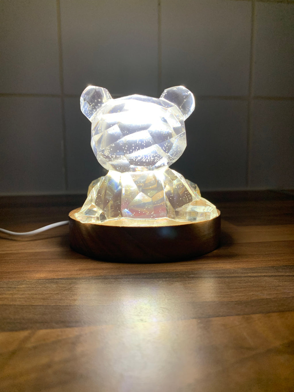 💎 Crystal Bear Nightlight – Handcrafted Resin Glow Lamp | Modern Home Decor