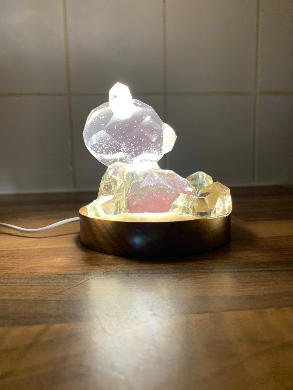 💎 Crystal Bear Nightlight – Handcrafted Resin Glow Lamp | Modern Home Decor