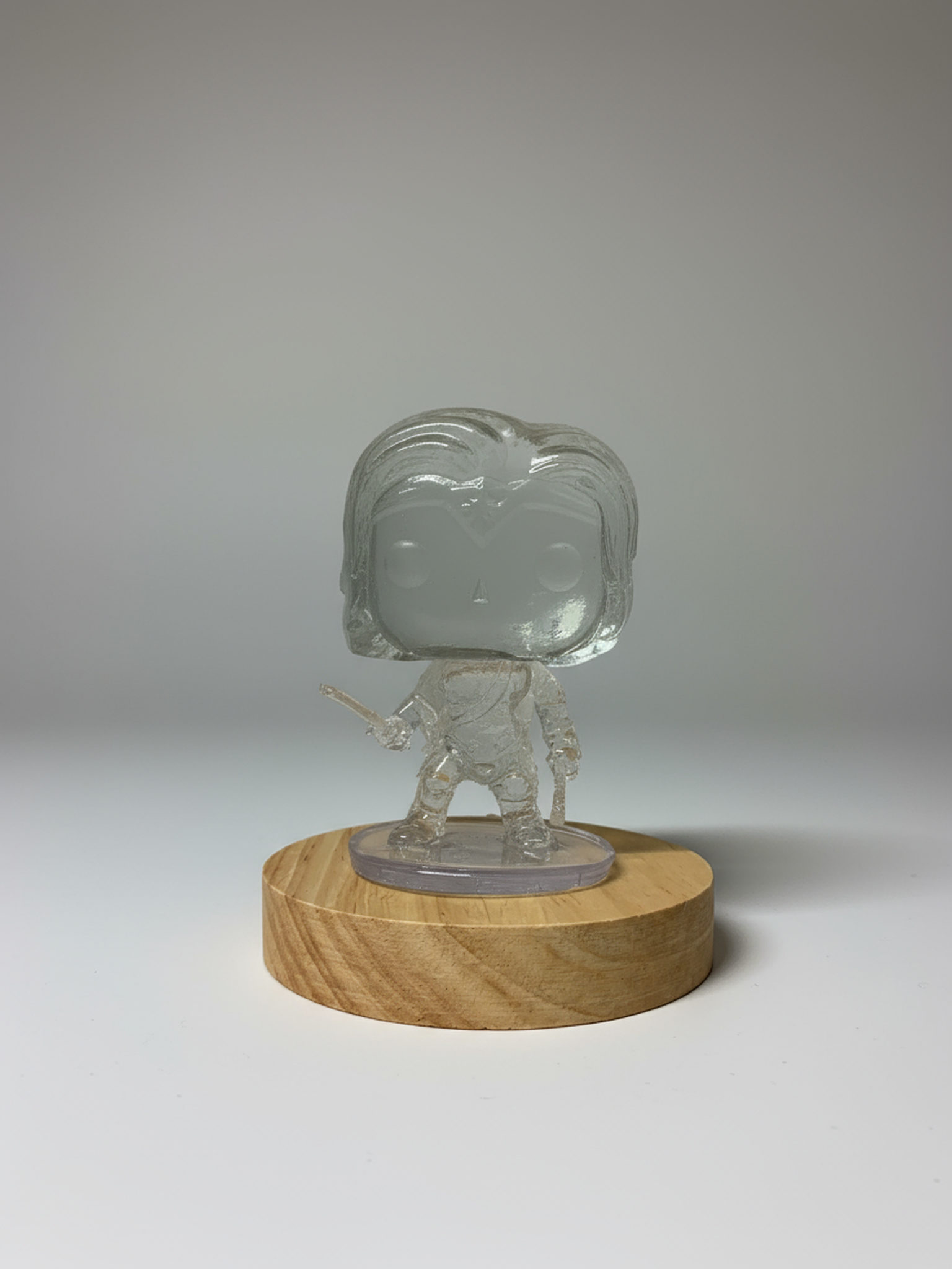 Wonder Woman Crystal Glow Lamp – Handmade Superhero Nightlight | Unique Gift for Fans