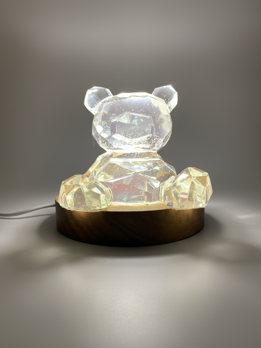💎 Crystal Bear Nightlight – Handcrafted Resin Glow Lamp | Modern Home Decor