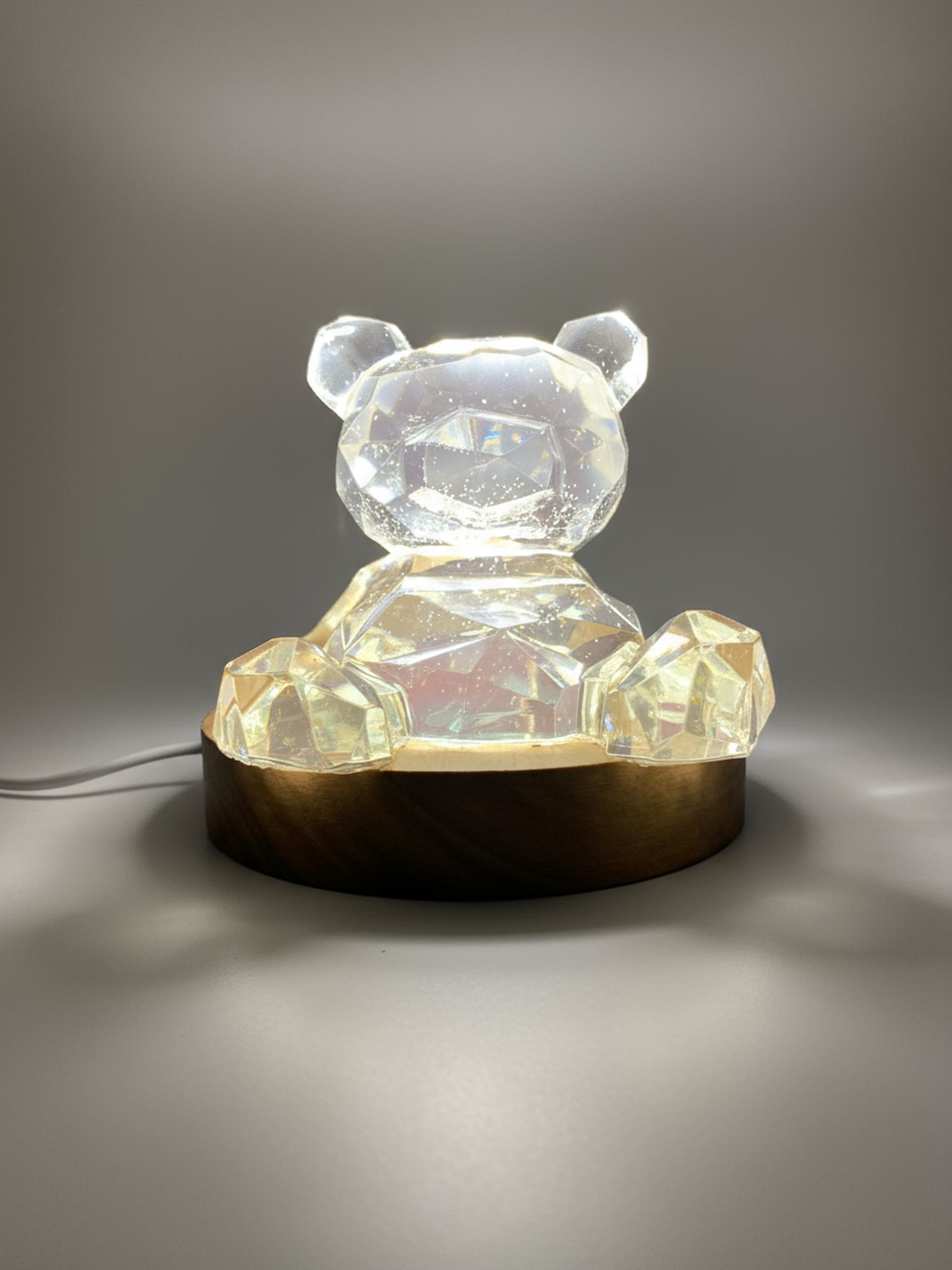 💎 Crystal Bear Nightlight – Handcrafted Resin Glow Lamp | Modern Home Decor